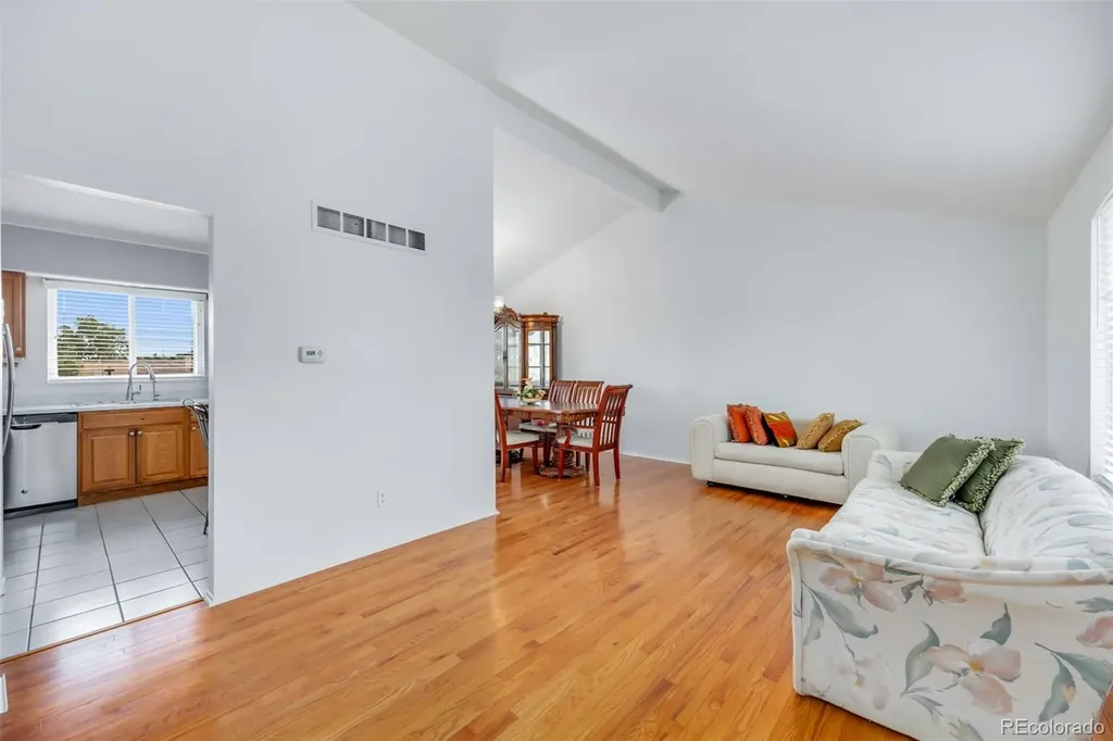 14975 E Radcliff Drive Aurora CO 80015