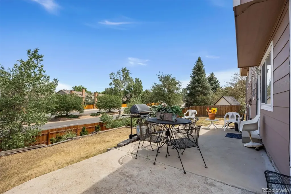 14975 E Radcliff Drive Aurora CO 80015