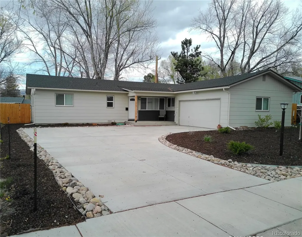 2518 Meade Circle Colorado Springs CO 80907