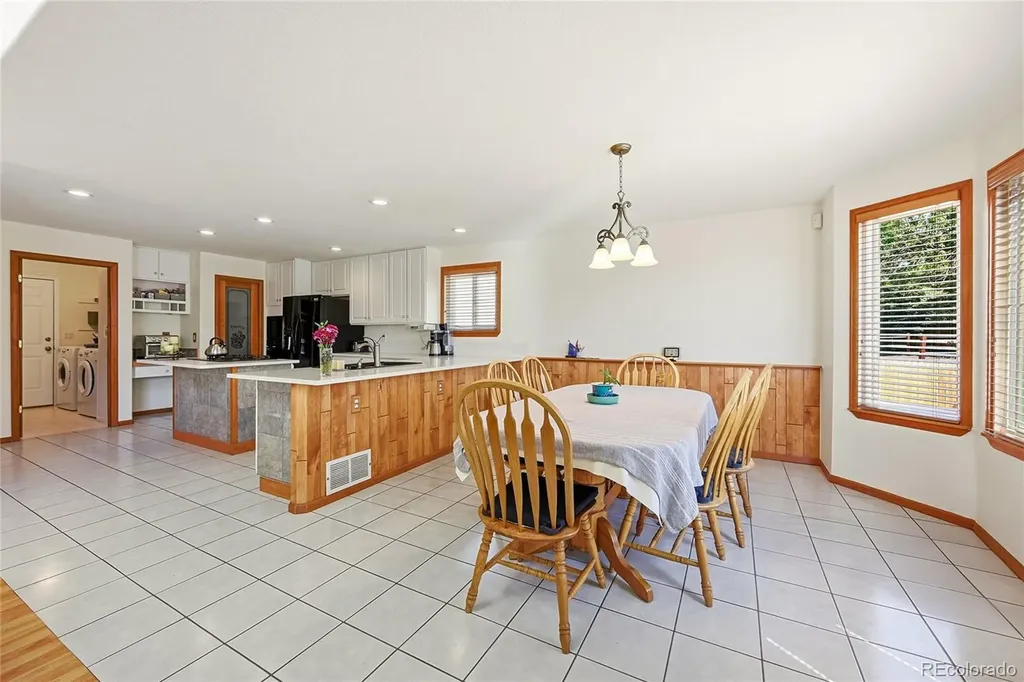 11285 W Coal Mine Drive Littleton CO 80127