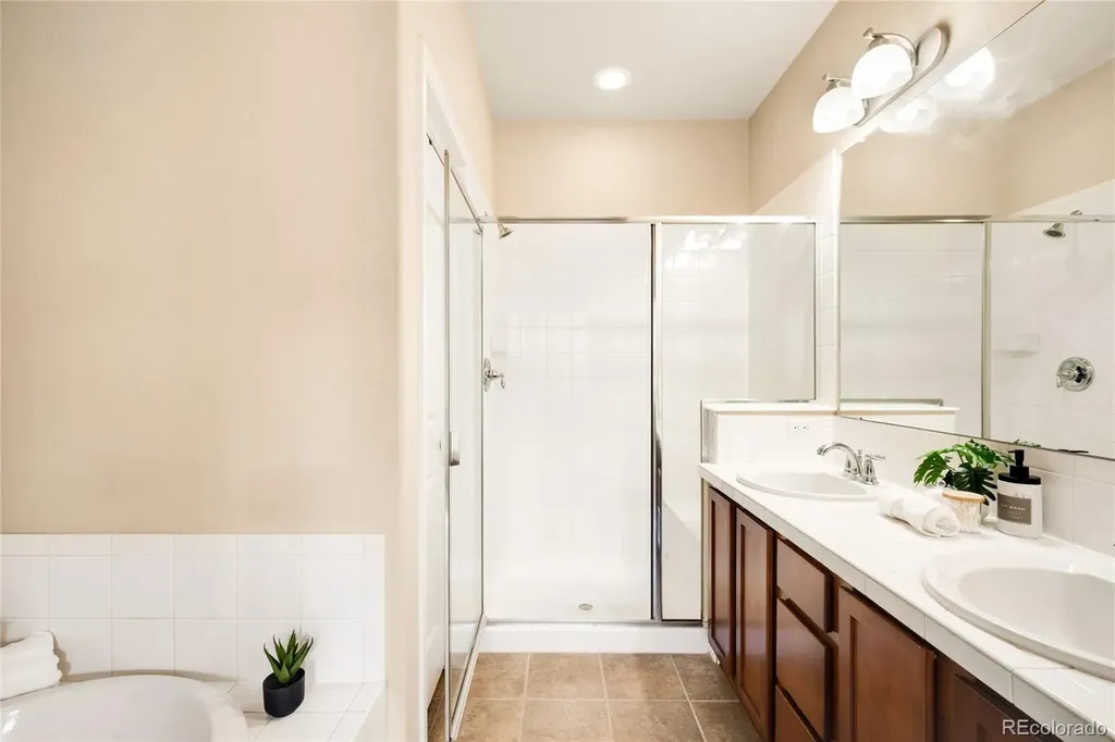 8922 E Otero Place Englewood CO 80112