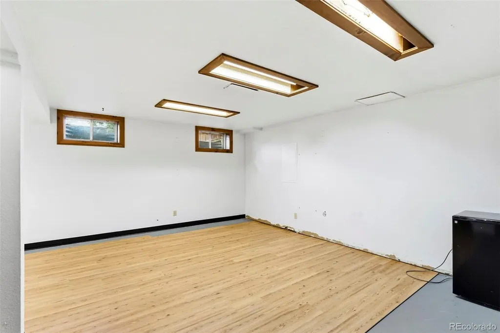 1684 E Dry Creek Place Centennial CO 80122