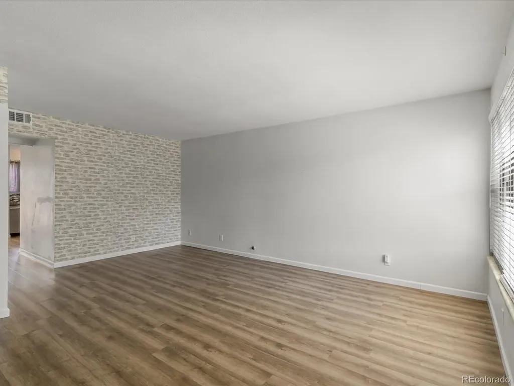 1284 S Crystal Way Aurora CO 80012