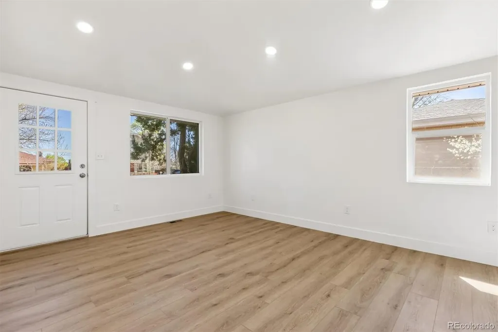 363 S Ivy Denver CO 80224