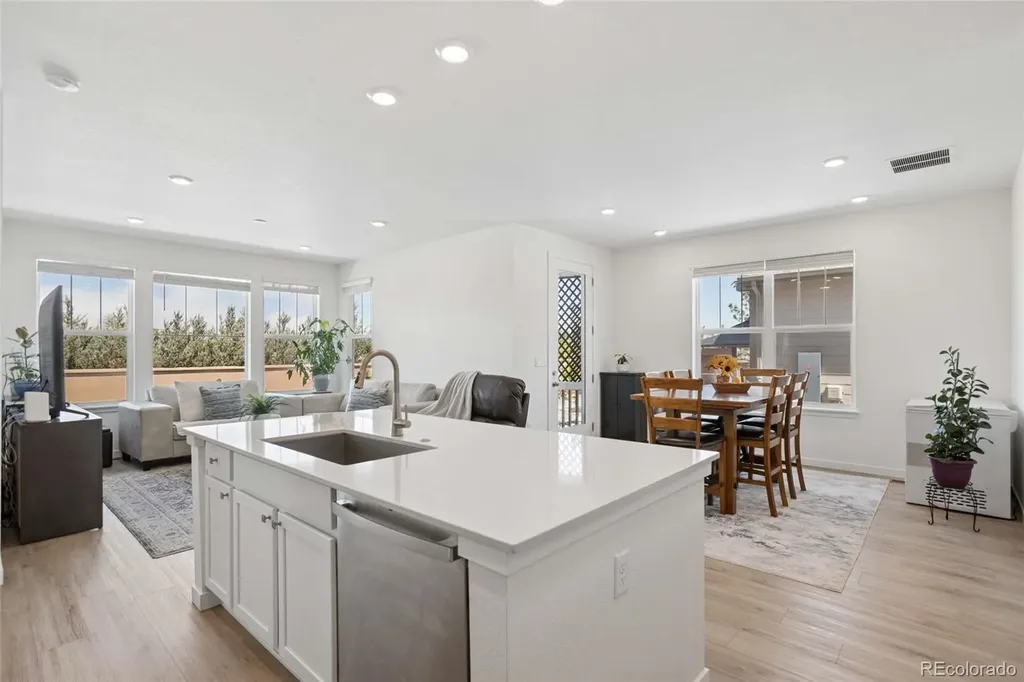 15979 Xanthia Way Thornton CO 80602