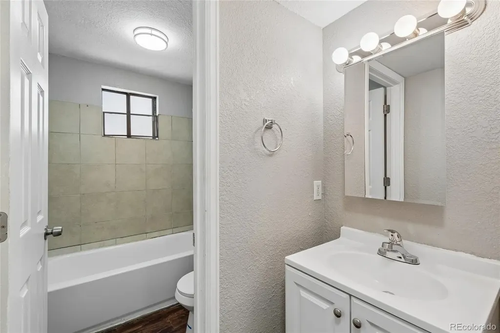 1015 S Eliot Street Denver CO 80219