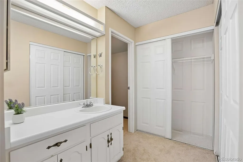 13931 E Marina Drive Aurora CO 80014