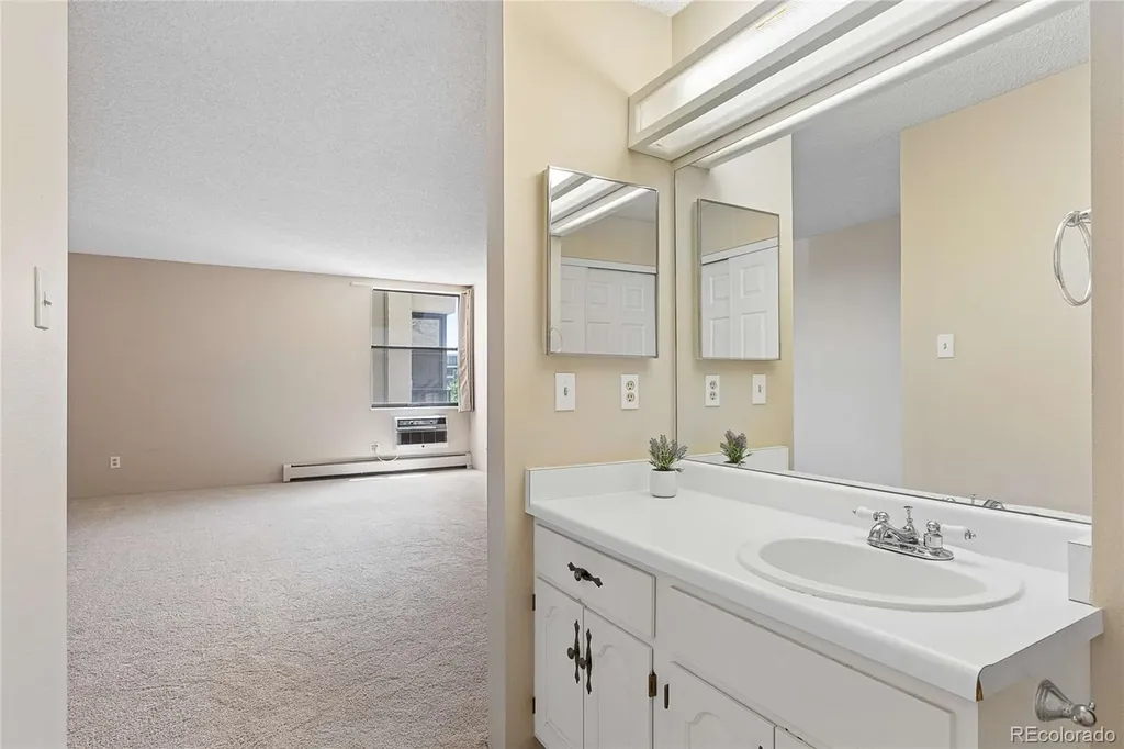 13931 E Marina Drive Aurora CO 80014