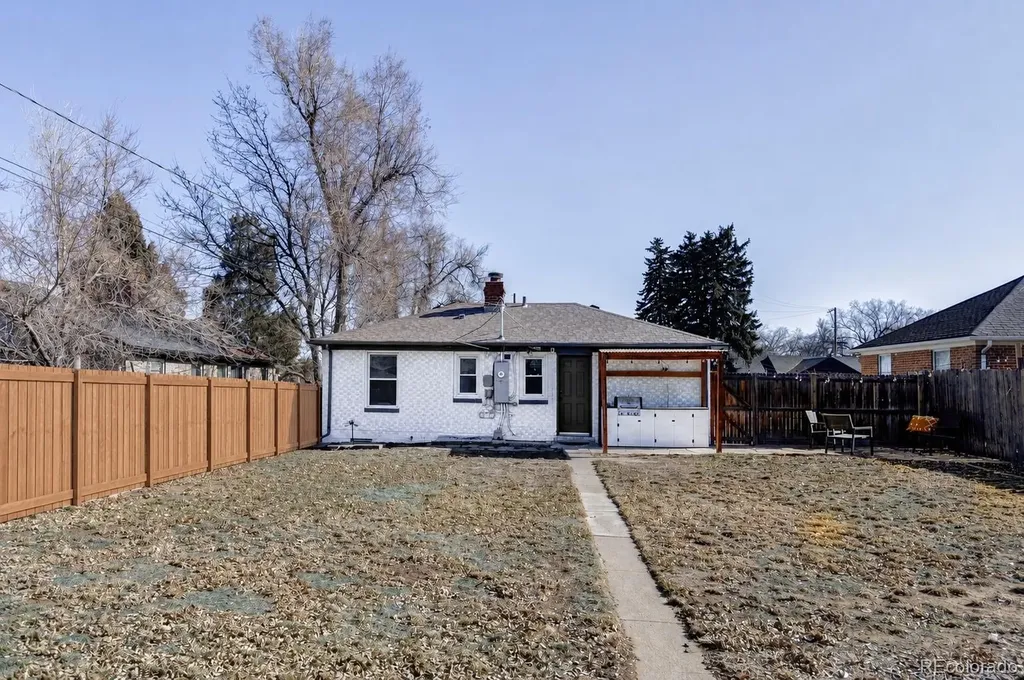 3549 N Harrison Street Denver CO 80205