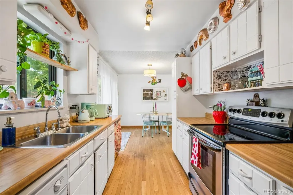 11767 W 65th Circle Arvada CO 80004
