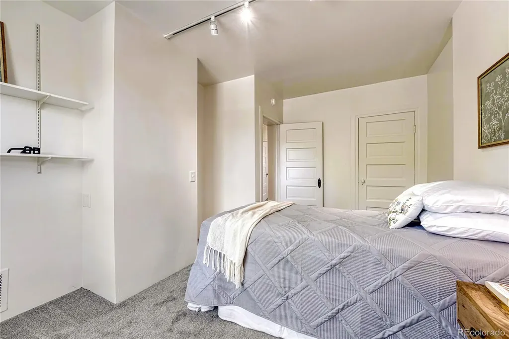 1333 Vine Street Denver CO 80206