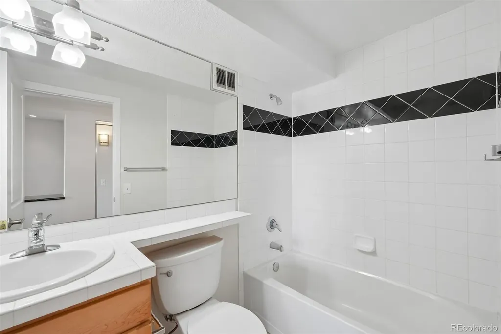 1150 Vine Street Denver CO 80206