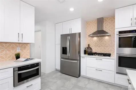 402 Ursula Street Aurora CO 80011