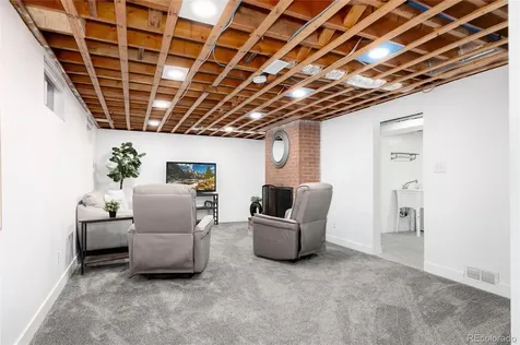 402 Ursula Street Aurora CO 80011
