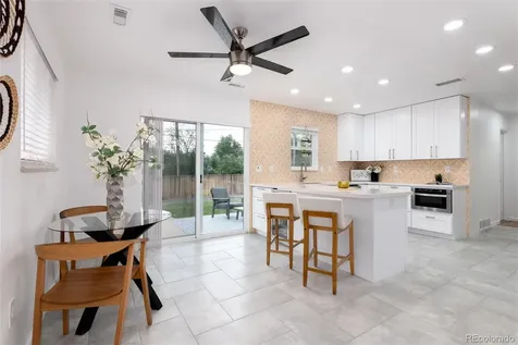 402 Ursula Street Aurora CO 80011