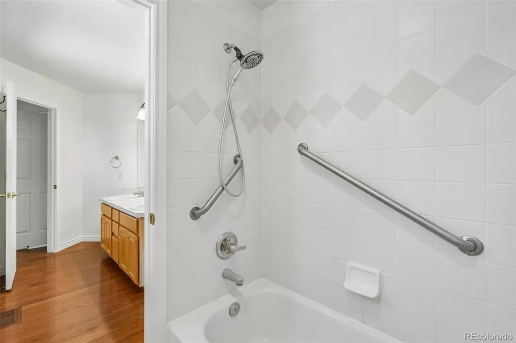 14890 E Maplewood Drive Aurora CO 80016