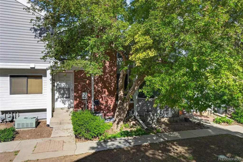 11648 E Cedar Avenue Aurora CO 80012