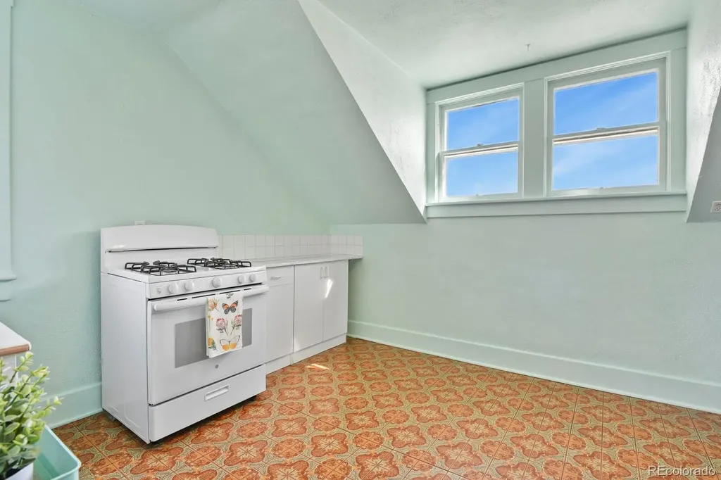 312 E Cimarron Street Colorado Springs CO 80903