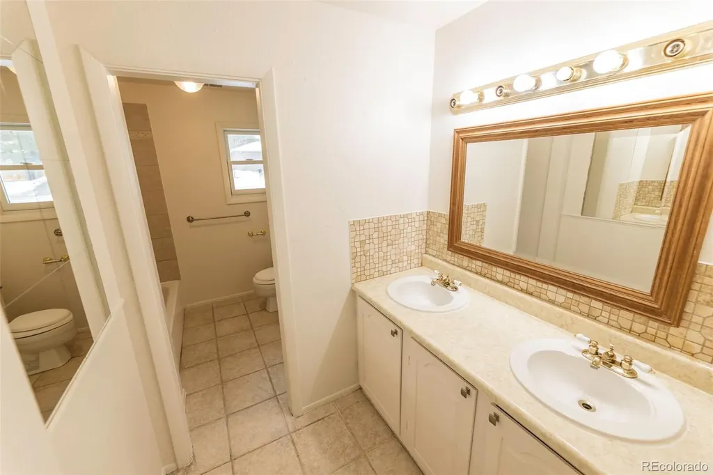 1049 Denver Street Calhan CO 80808