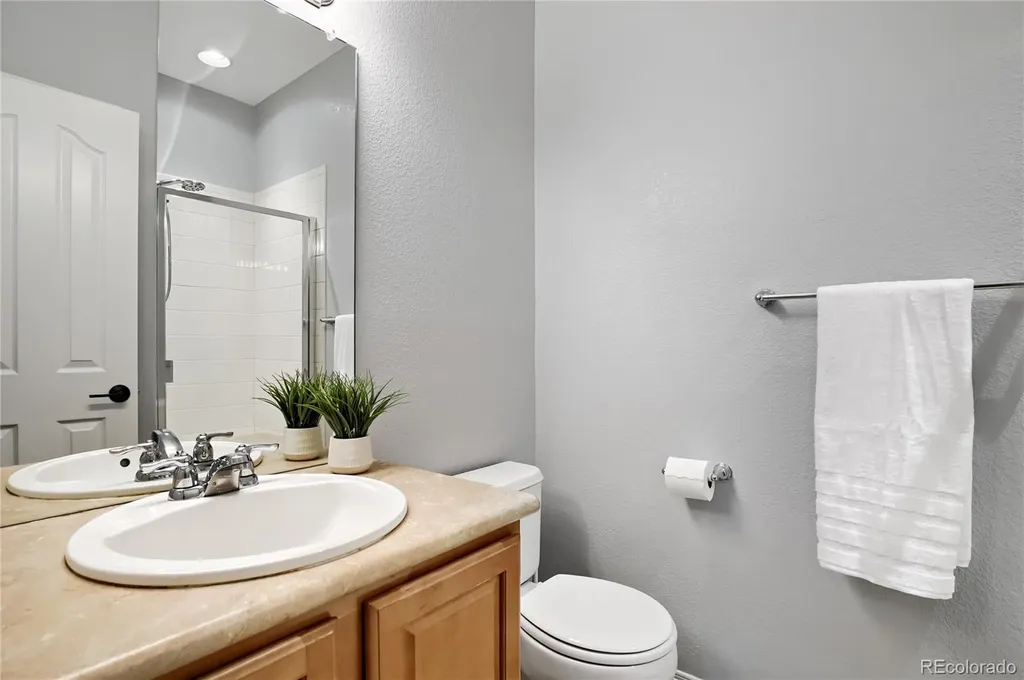 6441 S Millbrook Way Aurora CO 80016