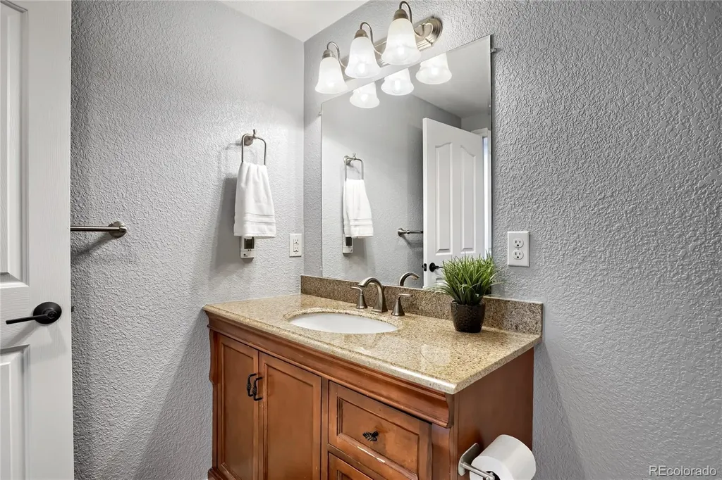 6441 S Millbrook Way Aurora CO 80016