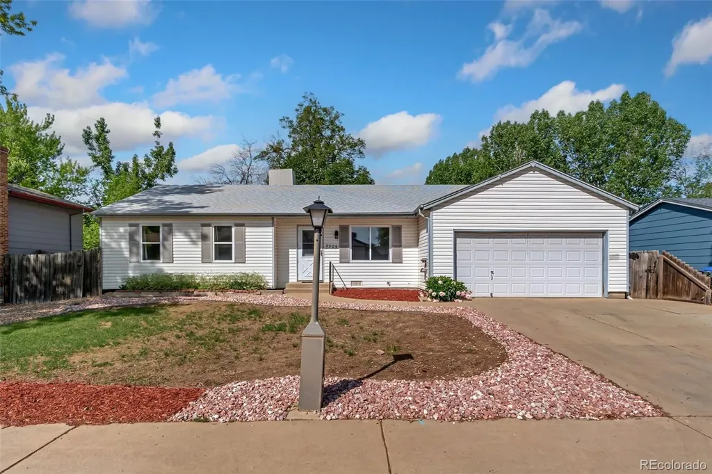 2205 Lincoln Street Longmont CO 80501