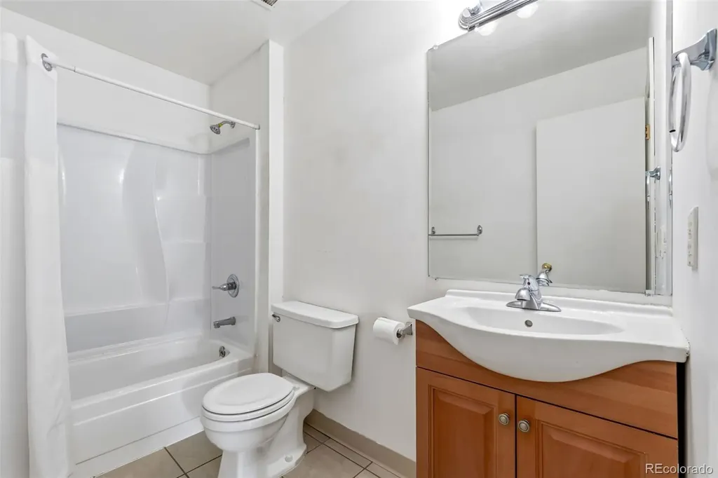 2205 Lincoln Street Longmont CO 80501