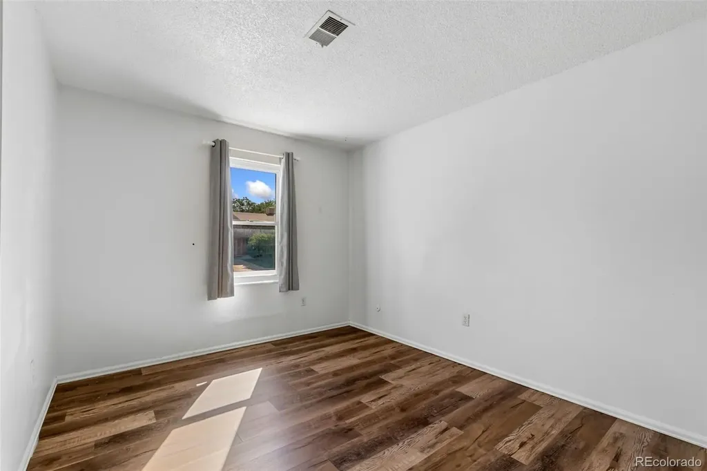 2205 Lincoln Street Longmont CO 80501