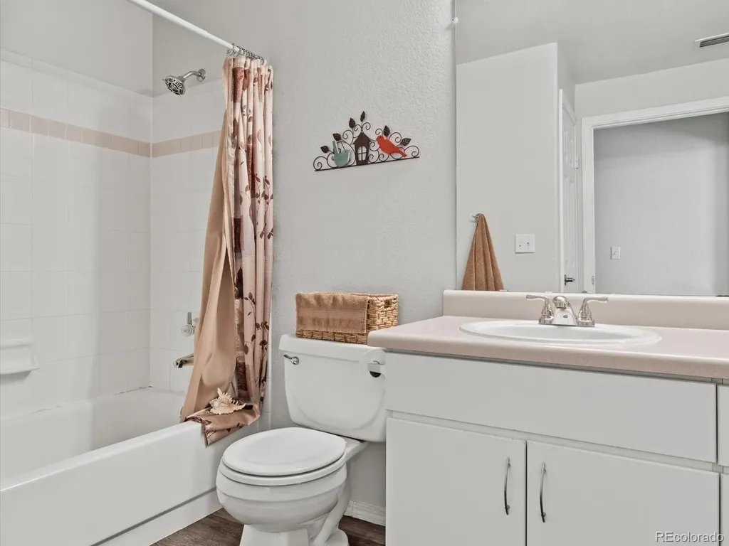 1672 W Canal Circle Littleton CO 80120