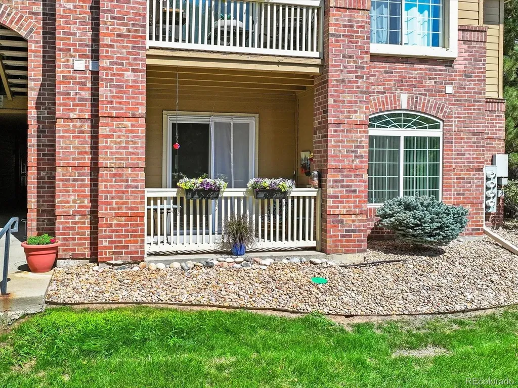 1672 W Canal Circle Littleton CO 80120