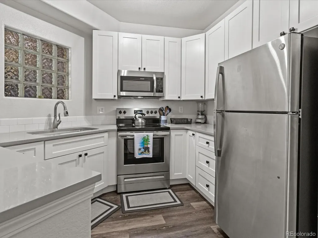 1672 W Canal Circle Littleton CO 80120
