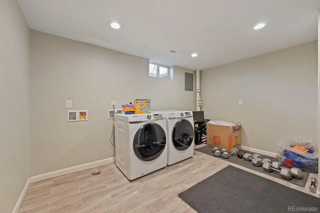 1248 S Eaton Street Lakewood CO 80232