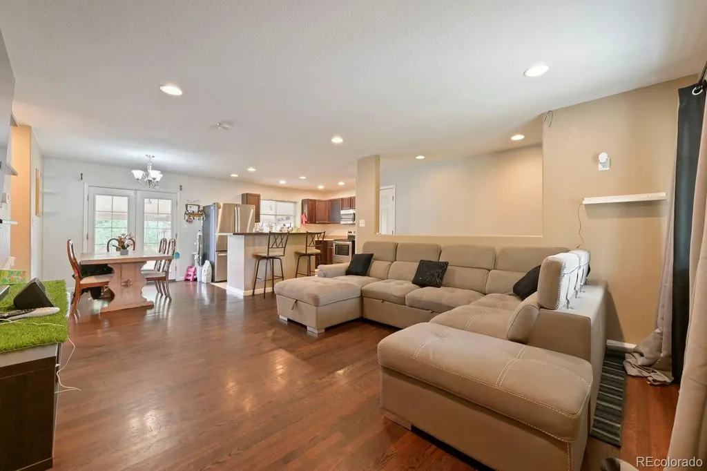 1248 S Eaton Street Lakewood CO 80232