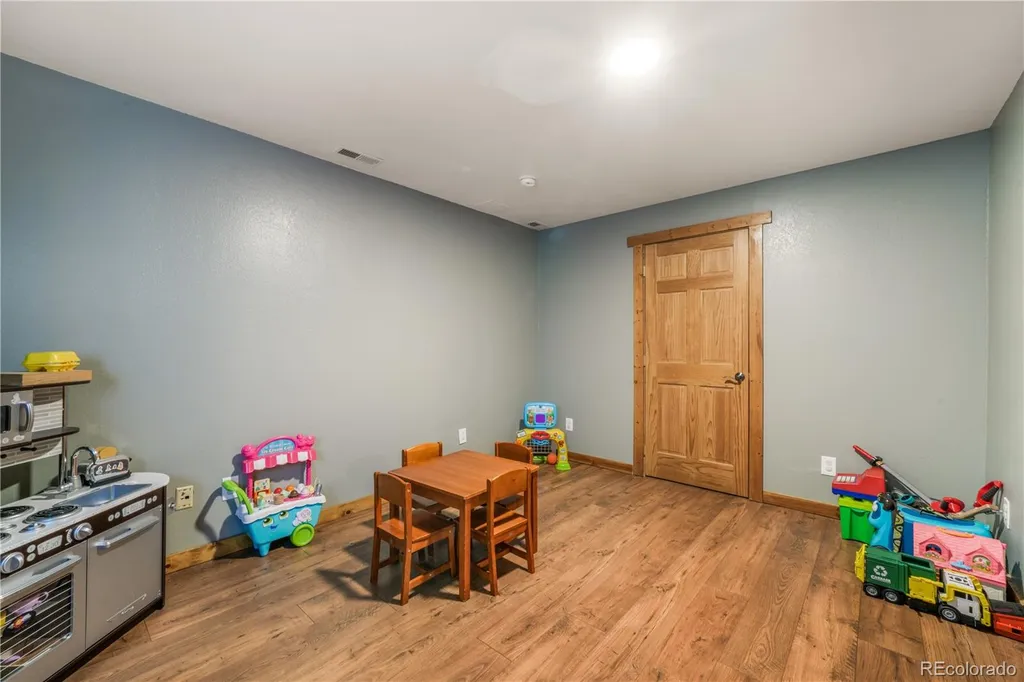 5580 Flag Way Colorado Springs CO 80919