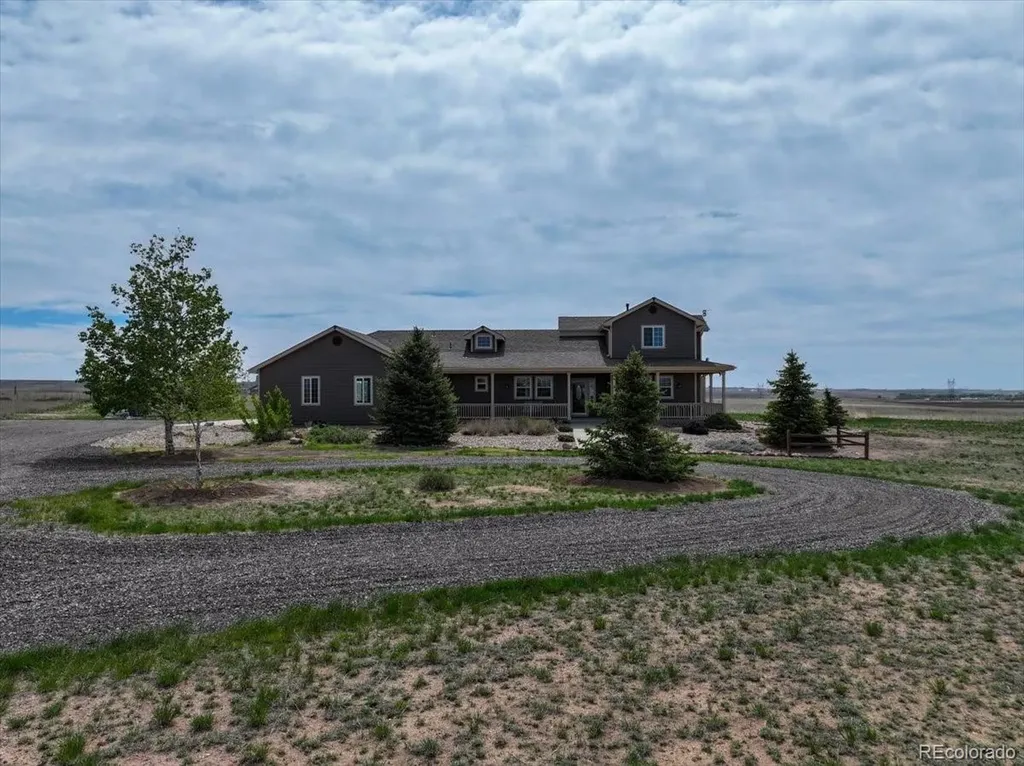 13424 Alex Place Carr CO 80612
