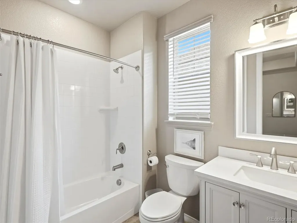 1485 Otis Drive Longmont CO 80504