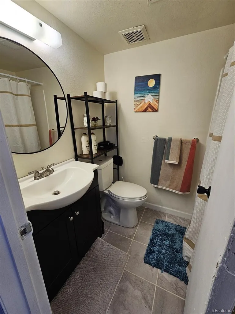 1830 Newland Court Lakewood CO 80214