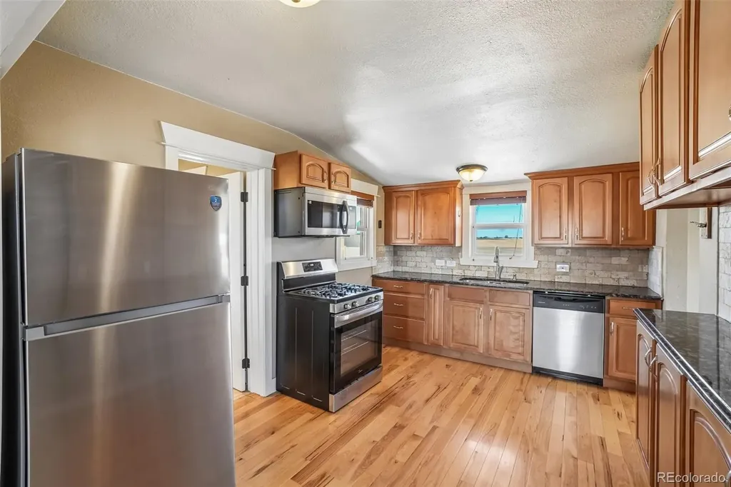 33649 Highway 52 Keenesburg CO 80643