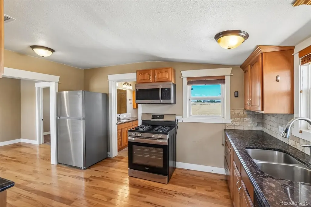 33649 Highway 52 Keenesburg CO 80643