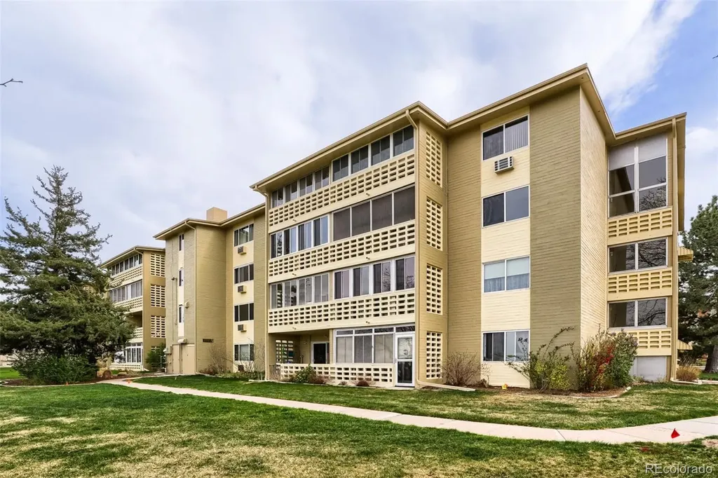 9155 E Center Avenue Denver CO 80247