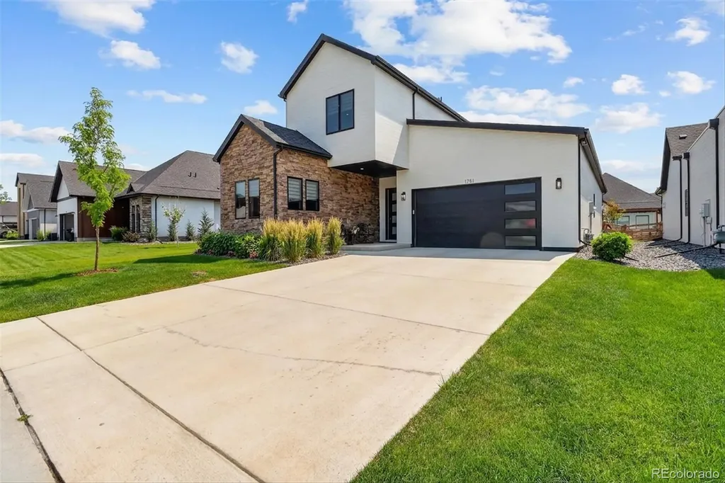 1751 Barefoot Drive Windsor CO 80550