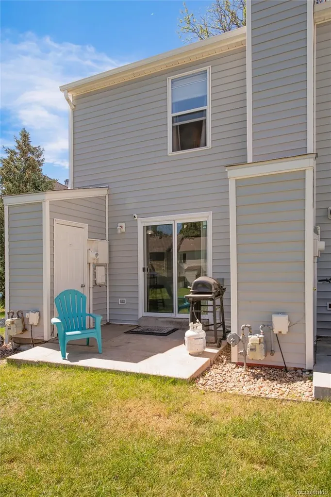 8805 W Floyd Avenue Lakewood CO 80227