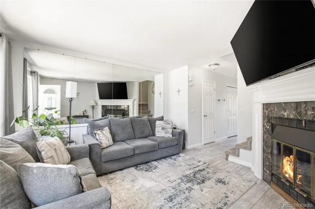 8805 W Floyd Avenue Lakewood CO 80227