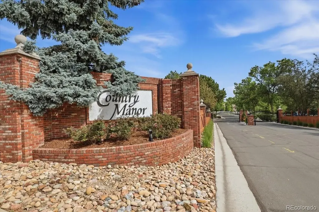 1860 S Manor Lane Lakewood CO 80232