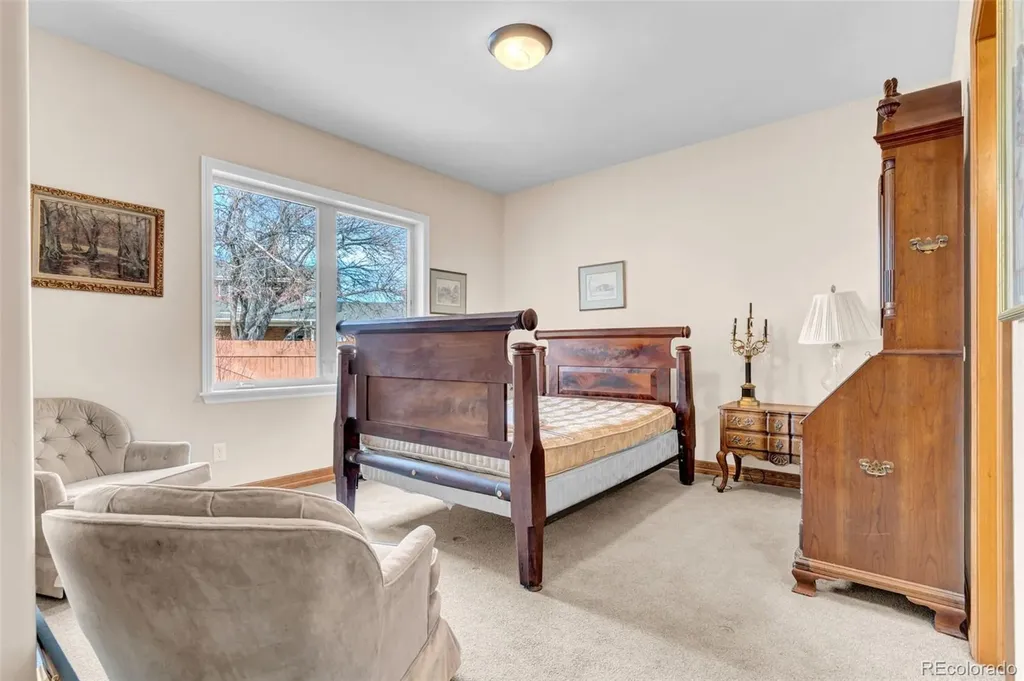 1860 S Manor Lane Lakewood CO 80232