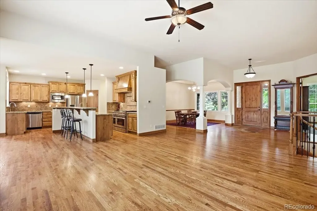 1860 S Manor Lane Lakewood CO 80232
