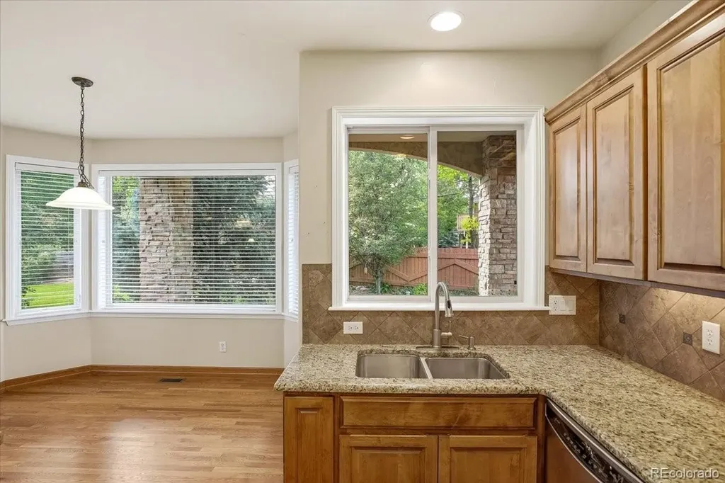 1860 S Manor Lane Lakewood CO 80232