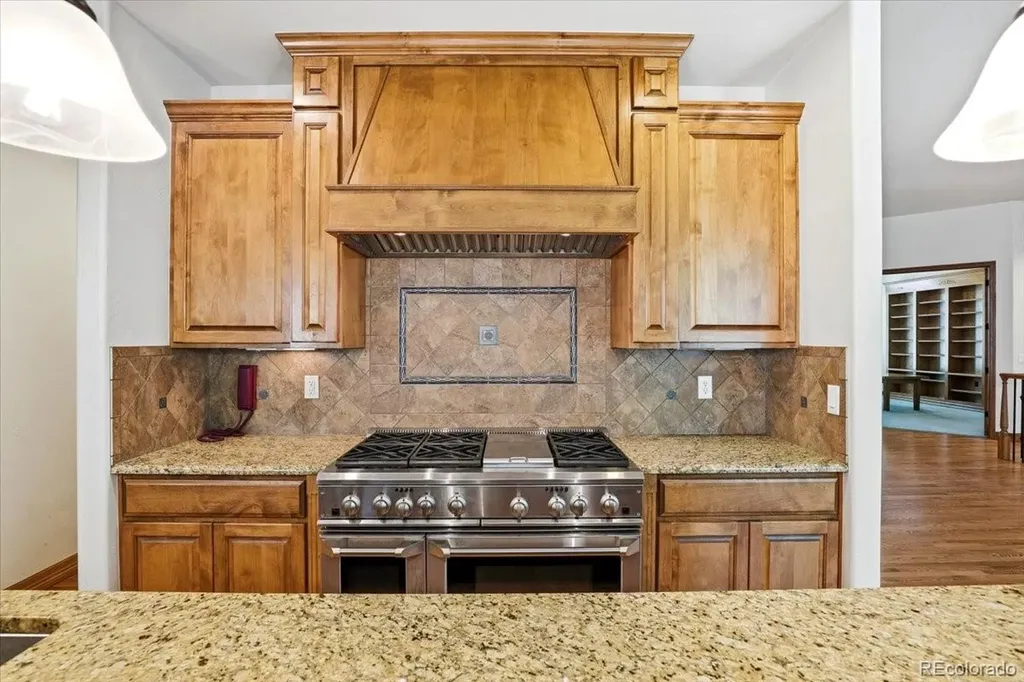 1860 S Manor Lane Lakewood CO 80232