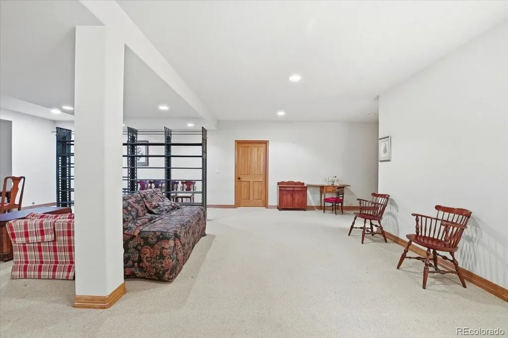 1860 S Manor Lane Lakewood CO 80232