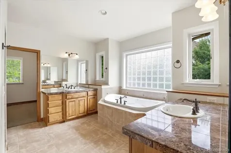 1860 S Manor Lane Lakewood CO 80232
